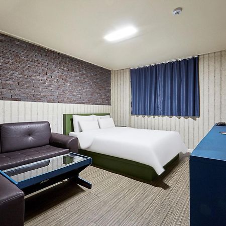 Galleria Hotel Suwon Luaran gambar